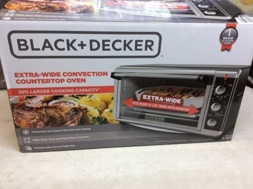 Black and Decker Extra Wide 8 Slice Toaster Oven - Appears New  - Lot 256