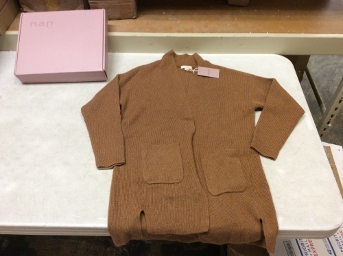 Nap Loungewear Open Frunt Pure Cashmere Cardigan, L - Appears New  - Lot 331