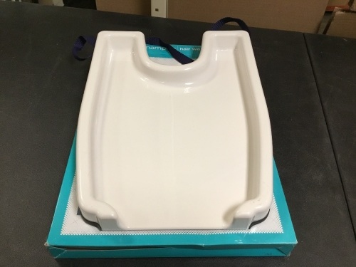 EZ-SHAMPOO Hair Washing Tray for Chair or Wheelchair - Appears New  - Lot 379