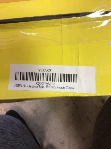 200W LED Solar Flood Lights, Appears New, Untested - Lot 424