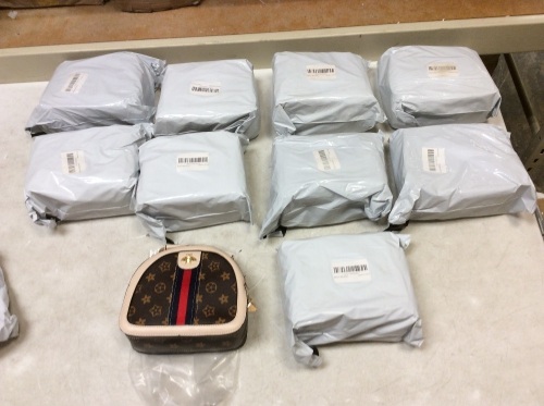 Lot of (10) Handbags - Appear New  - Lot 545