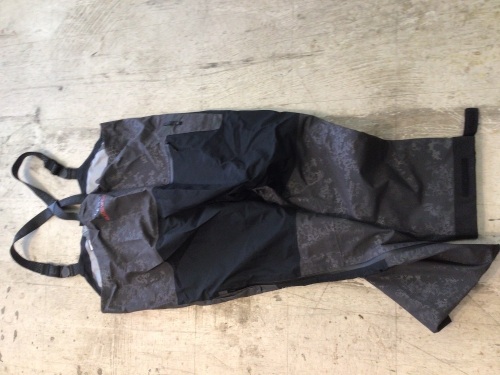 Cabela' Gore-Tex Guidewear Bibs, Size 3XL, New with Tags - Lot 651
