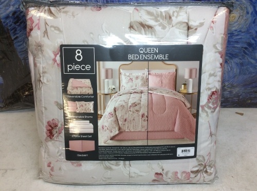 Fairfield Square Collection 8 Piece Reversible Queen Bedding Set - Appears New  - Lot 860