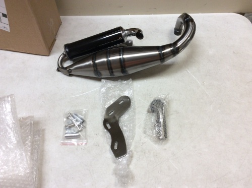 Complete Exhaust Systems Muffler for 50CC DIO50 AF18 AF24 AF27 AF28 AF30 - Appears New  - Lot 1028