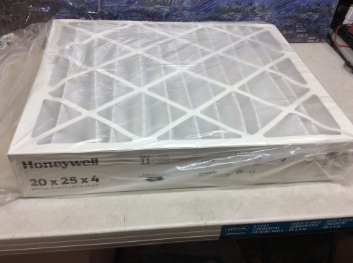 Honeywell 20 x 25 x 4 Pleated Air Filters, Pack of 5 - New  - Lot 1078