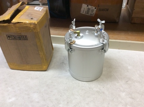 Pressure Tank Paint Spray Gun - Appears New  - Lot 1080