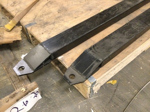 Pallet Forks. Unknown Condition - Lot 1081