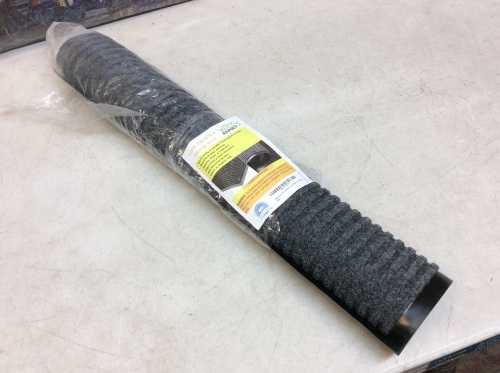 Willy Gadget Low Profile Non-Slip Door Mat, 2' x 3', Grey - Appears New - Lot 1107
