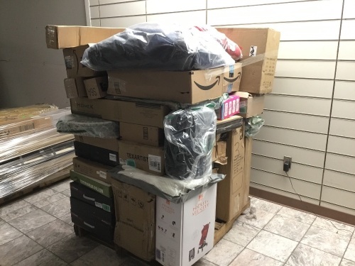 Pallet of Miscellaneous AMZN Returns. Uninspected E-commerce Returns - Lot 1209
