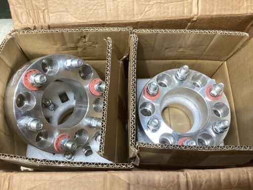 Lot of (2) Wheel Spaarers, 6 x 135-87. 3-50.8, Used