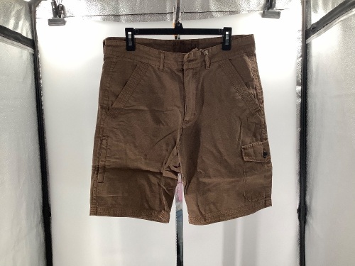 Red Head Men's Shorts, 34, Appears New - Lot 414