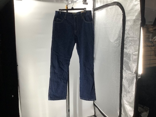 Red Head Men's Jeans, 32x32, Appears New - Lot 415