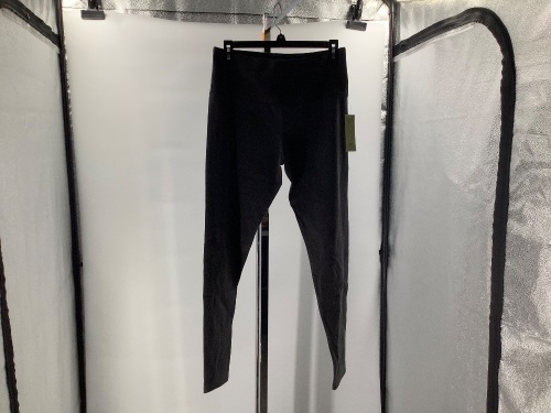 Natural Reflections Women's Leggings, Medium, Appears New - Lot 421