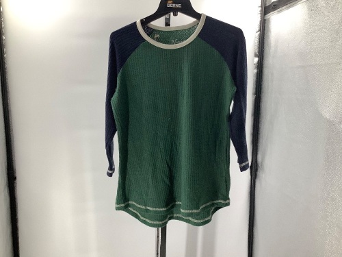 Natural Reflections Women's Shirt, Small, Appears New - Lot 428