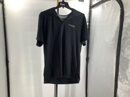 Columbia Men's Shirt, Medium Appears New - Lot 502