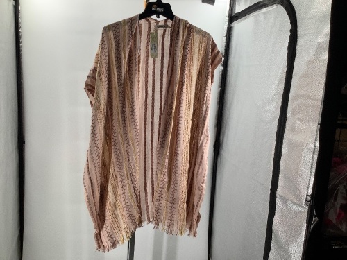 Quagga Peach Basketweave Coverup, OS, Appears New - Lot 507