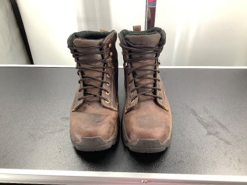 Roughneck Ledger 6" Work Boot, Men's 10.5, Scuffed, Ecommerce Return - Lot 510