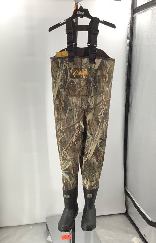 5mm Hunting Hip Waders, Size 6, Appears New, Untested - Lot 525