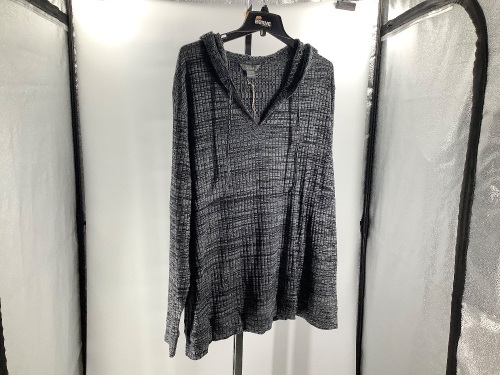 Natural Reflections Women's Hoodie, 2X, Appears New - Lot 555