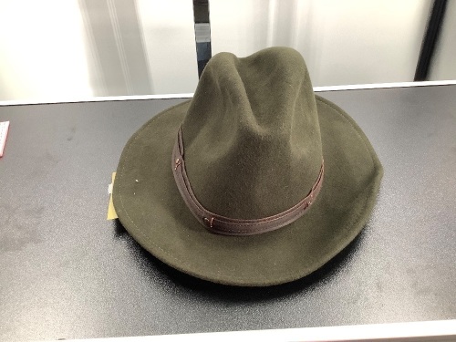 Red Head Men's Hat, Appears New - Lot 568