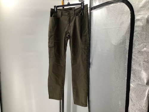 Natural Reflections Ladies Pants, 8, Appears New - Lot 588