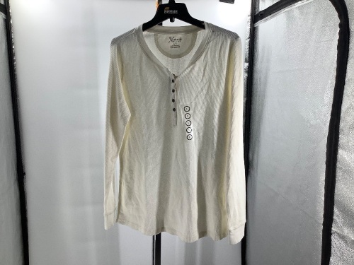 Natural Reflections Women's Shirt, Large, Appears New - Lot 646