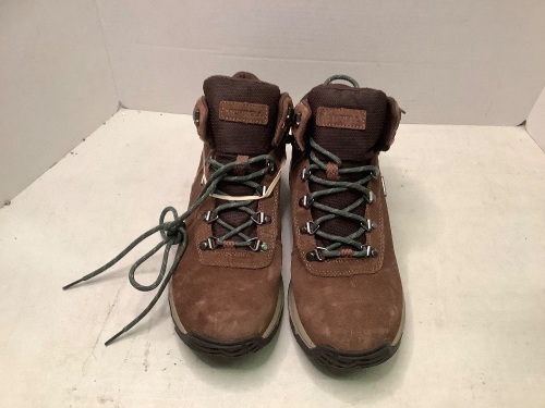 MERRELL MEN'S ERIE WATERPROOF HIKING BOOTS - SOFT TOE, 10.5, Ecommerce Return - Lot 787