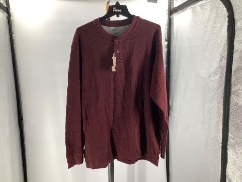 Red Head Men's Shirt, Medium, Appears New - Lot 457