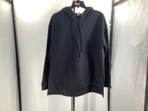Natural Reflections Women's Hoodie, Large, Appears New - Lot 469
