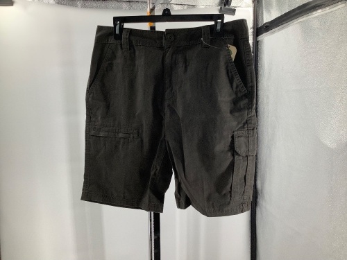 Red Head Men's Shorts, 32, Appears New - Lot 475