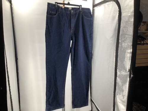 Red Head Men's Relaxed Fit Jeans 42x34, Appears New - Lot 477