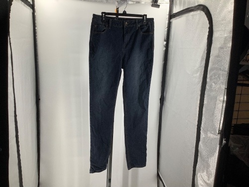 Natural Reflections Women's Jeans, 14T, Appears New - Lot 486