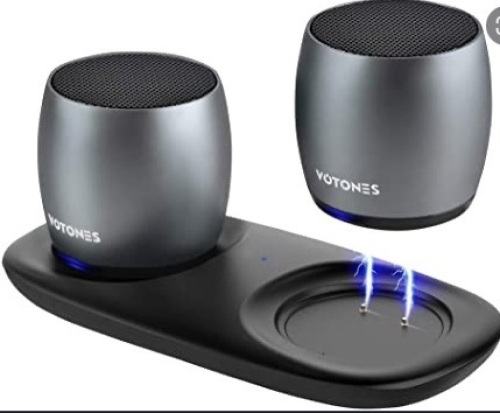 2pcs Votones Wireless Speakers, Powers Up, Appears New - Lot 211