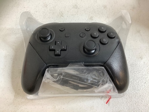 Nintendo Switch Controller, Appears New - Lot 244