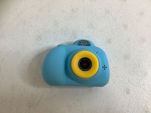 VanTop Kid's Camera, Powers Up, E-Commerce Return - Lot 250