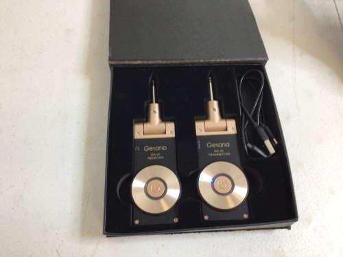 Golden Plug Getaria Transmitter and Receiver, E-Commerce Return - Lot 328