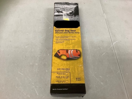 Dog Vest, M, Appears New - Lot 483