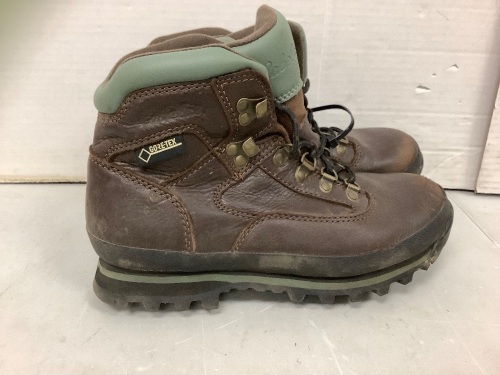 Men's Boots, 8M, E-Commerce Return - Lot 331