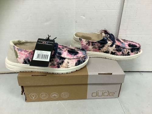 Hey Dude Womens Shoes, Size 5, Appears New - Lot 152