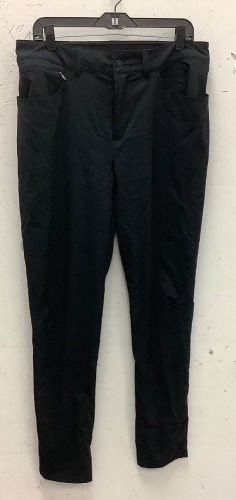 Men's Columbia Pants, 14/46, Appears New - Lot 841