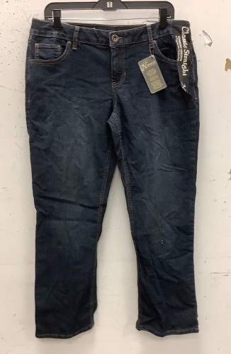 Natural Reflections Womens Jeans, 14P, Hole on lower left leg, E-Commerce Return - Lot 405