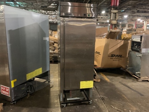 MXSR-23FDHC 27" Single Door Reach-In Refrigerator, Bottom Mount. Does not get Cool. For Repair or Parts - Lot 193