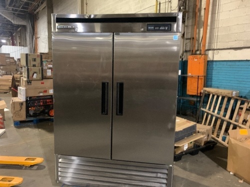 Maxx Cold MCF-49FDHC 54" Double Door Energy Star Reach-In Freezer, Bottom Mount, Stainless Steel. Does Not Get Cold. For Repair or Parts - Lot 236