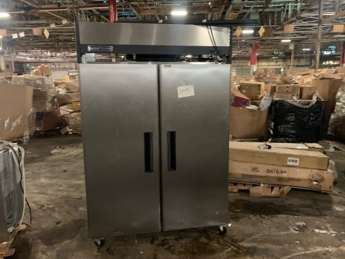 Central Exclusive 69K-035 Reach-in Freezer. For Repair - Lot 257