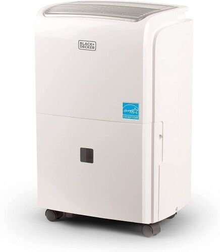 BLACK+DECKER 4500 Sq. Ft. Dehumidifier with Drain Pump for Extra Large Spaces and Basements, Energy Star Certified, BDT50PWTB  - Lot 67