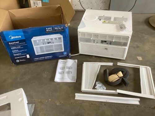 Midea 6,000 BTU EasyCool Window Air Conditioner, Dehumidifier and Fan, up to 250 Sq. Ft., Reusable Filter, Remote Control  - Lot 77
