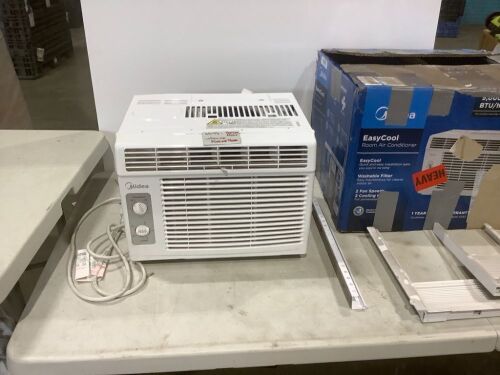 Midea 5,000 BTU EasyCool Window Air Conditioner and Fan - Cool up to 150 Sq. Ft. with Easy to Use Mechanical Control and Reusable Filter - Like New, Scratch & Dent  - Lot 91