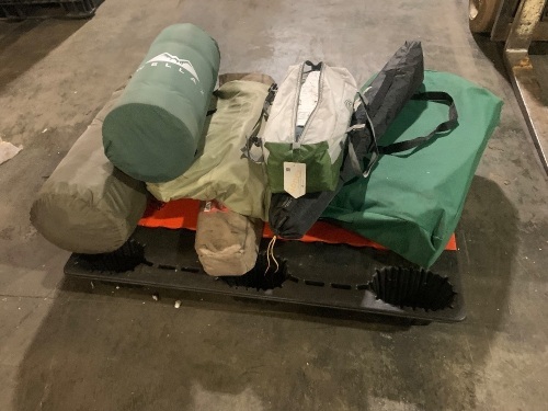 Lot of Camping Supplies. E-Commerce Returns - Lot 617