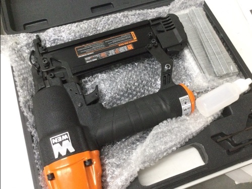 18-Gauge 2-in-1 Pneumatic 2-Inch Brad Nailer and 1/4-Inch Crown Stapler,Appears New
