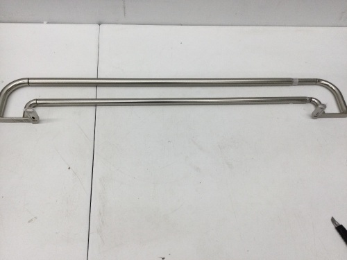 Metal Towel Rack New - Lot 872